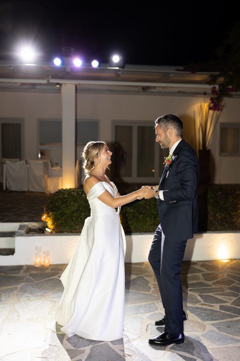 Lauren and Ioannis Wedding at the Gallery Venue of the Island Art and Taste venues in the Athenian Riviera