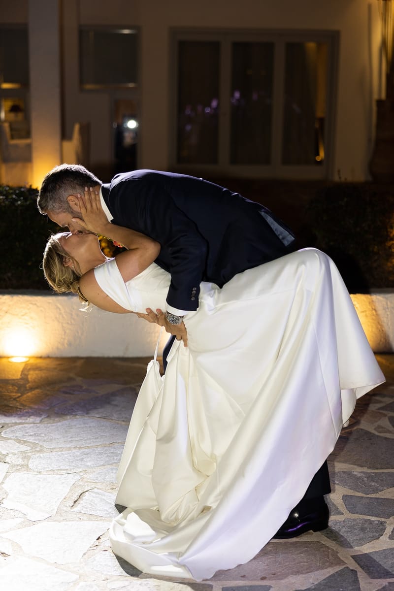 Lauren and Ioannis Wedding at the Gallery Venue of the Island Art and Taste venues in the Athenian Riviera