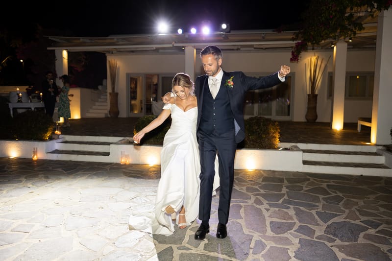 Lauren and Ioannis Wedding at the Gallery Venue of the Island Art and Taste venues in the Athenian Riviera
