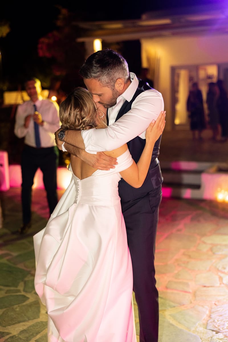 Lauren and Ioannis Wedding at the Gallery Venue of the Island Art and Taste venues in the Athenian Riviera