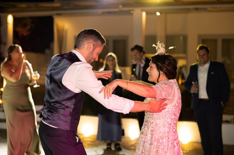 Lauren and Ioannis Wedding at the Gallery Venue of the Island Art and Taste venues in the Athenian Riviera