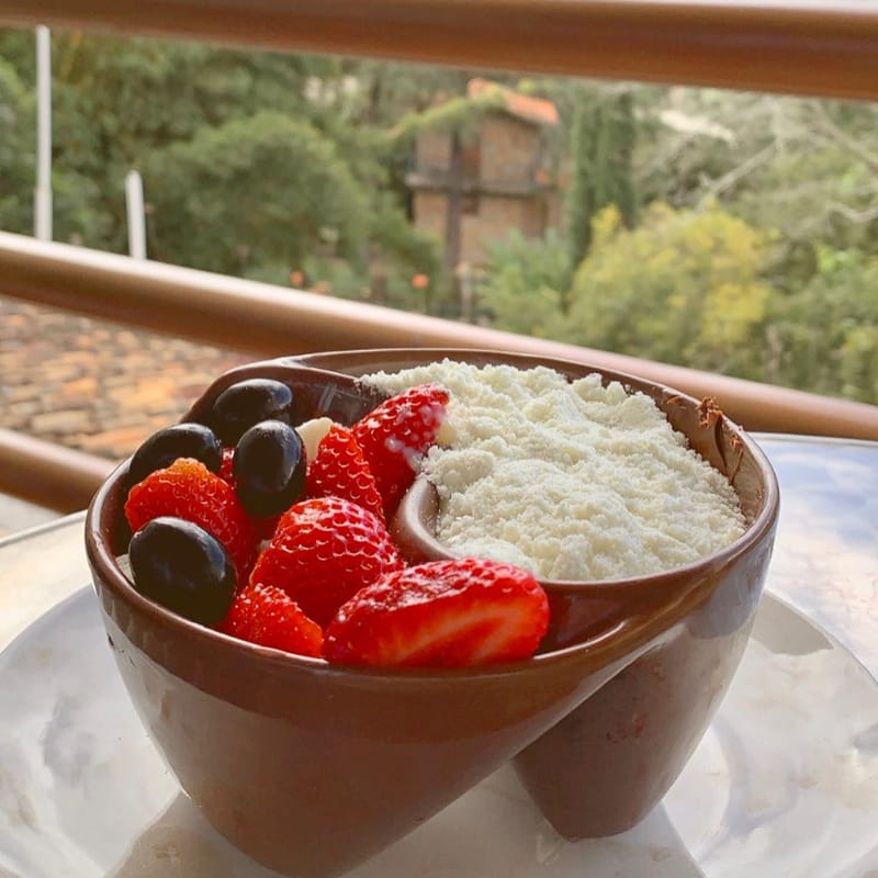 Fondue de leite ninho com nutela