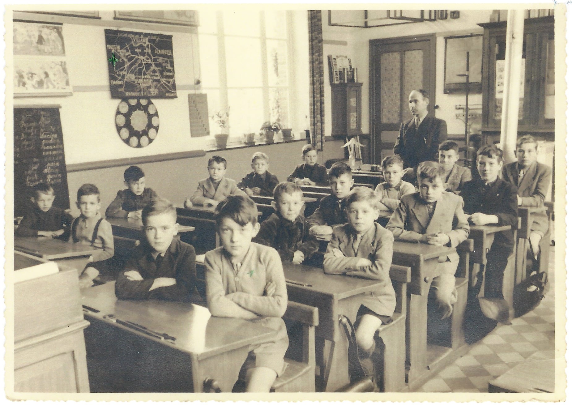 Ecole primaire des garcons d Anloy en 1954