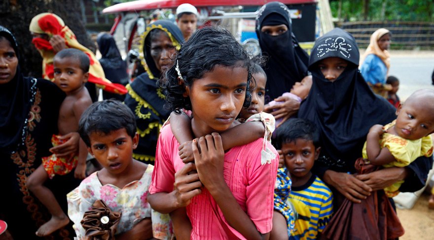 Onbinlerce Müslüman Myanmar’ı terk ediyor