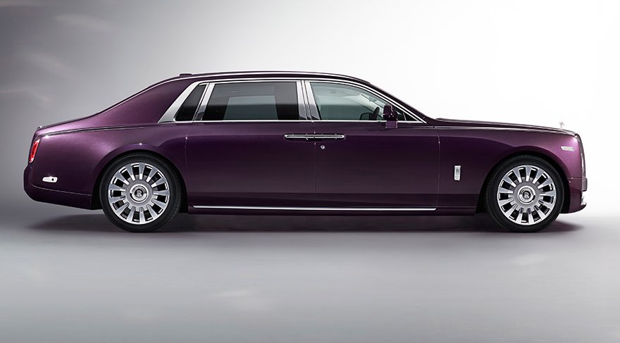 Rolls-Royce yeni Phantom VIII modelini tanıttı
