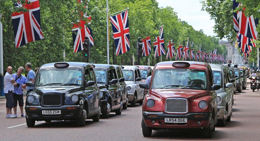 Londra Uber’i yasakladı