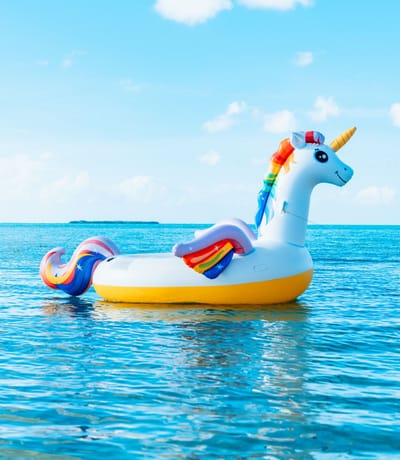 Top 5 Reasons Why an Inflatable SUP Should Be Your Next Yacht Accessory