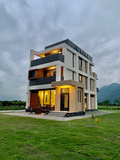 關於漫波觀瀾 image