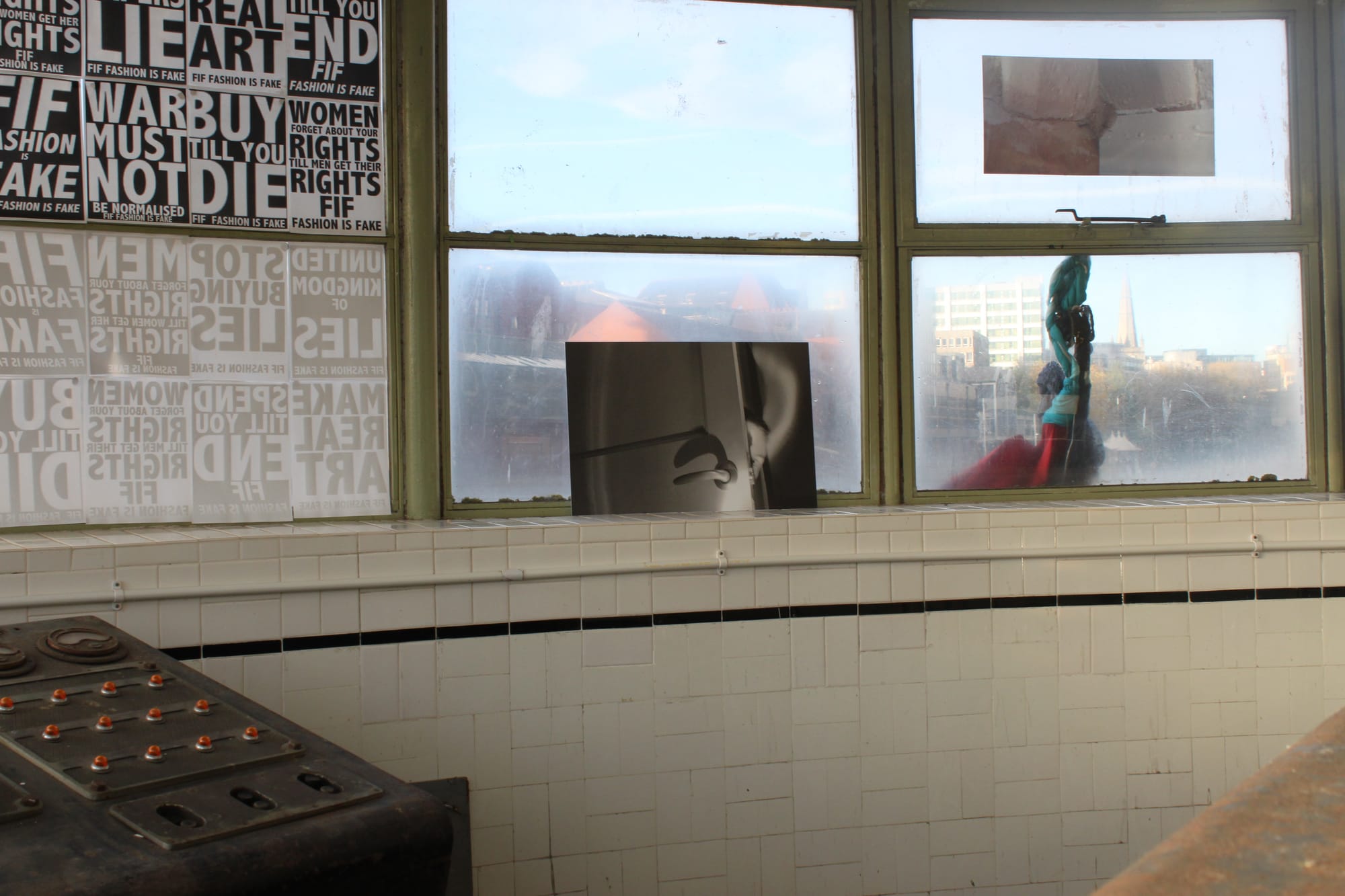 In plain sight, 2014