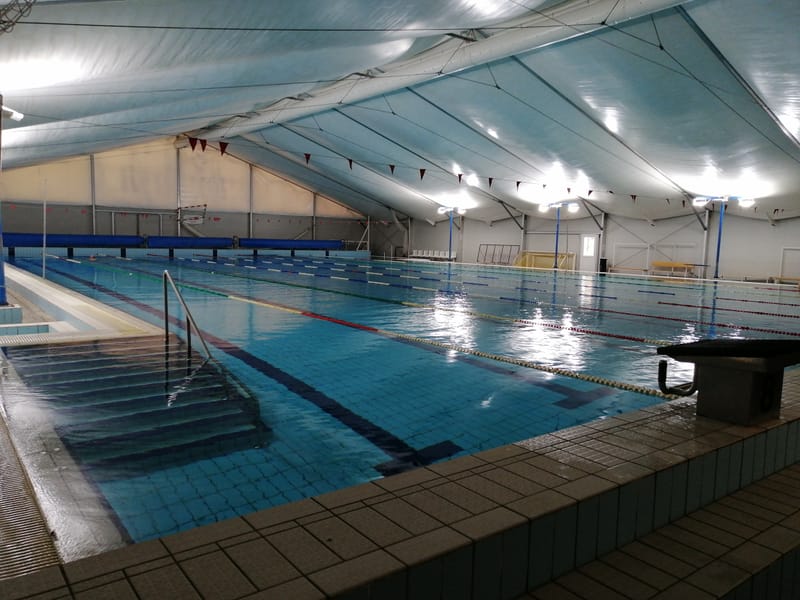 Újra látogatható a 33 méteres medence