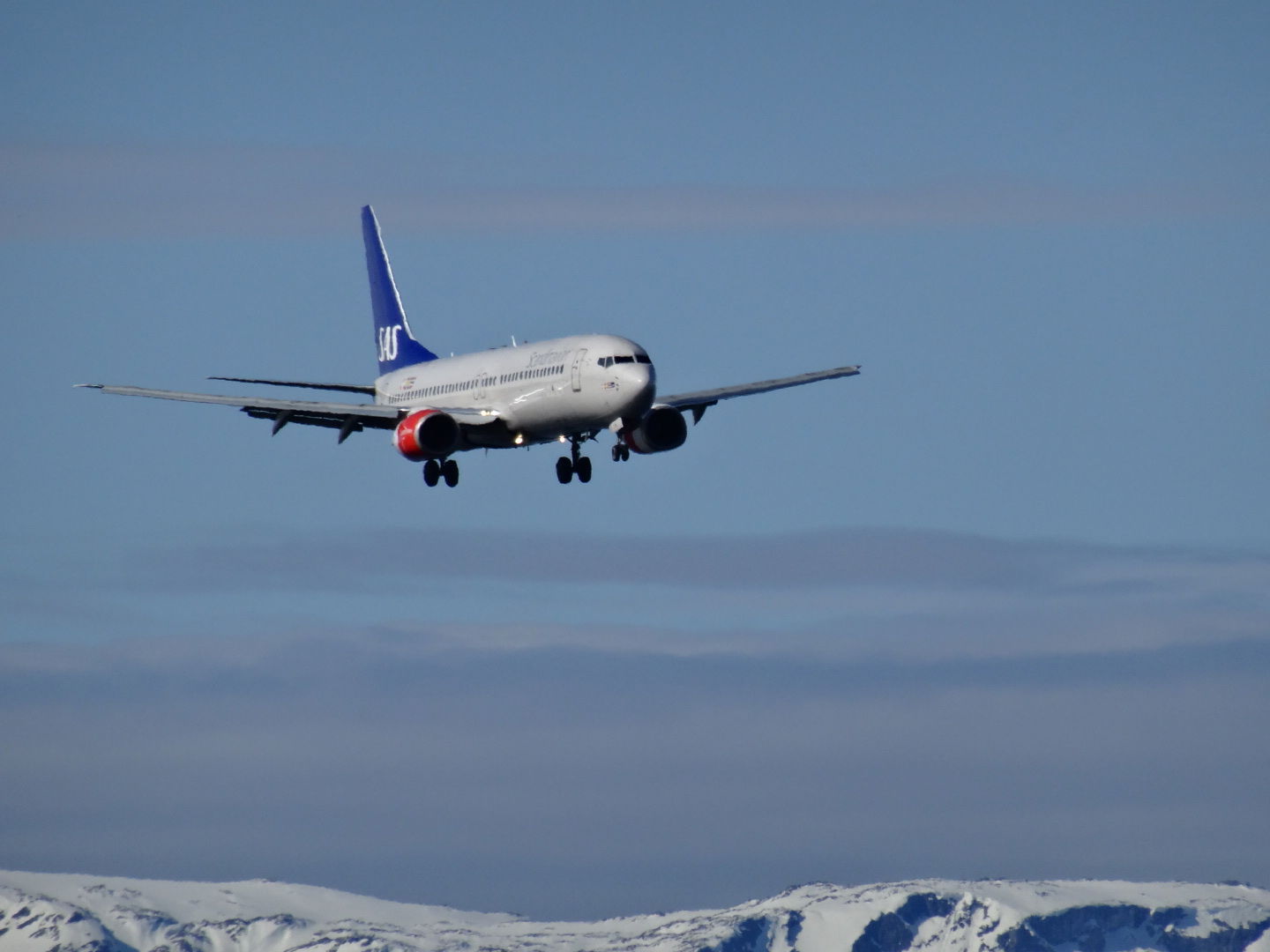 På väg in i Alta med en 737:a