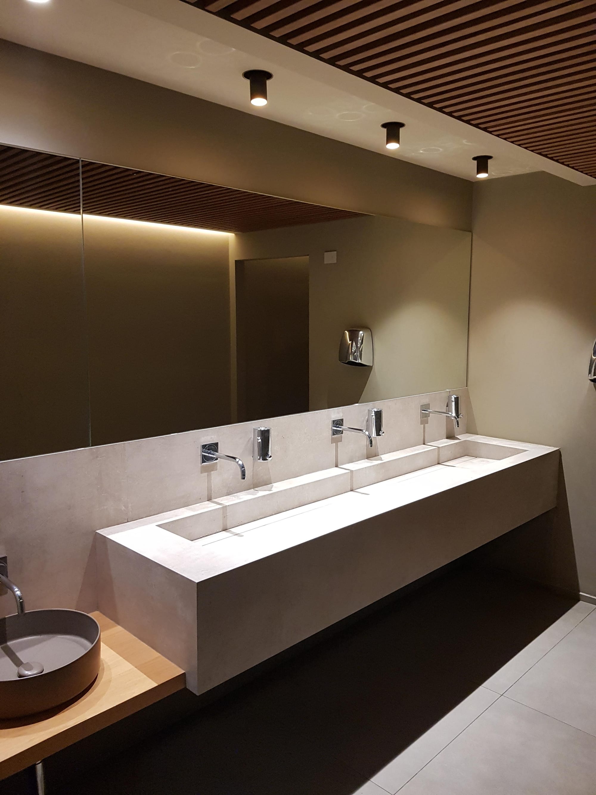 Custom Counterop Restaurant Milan