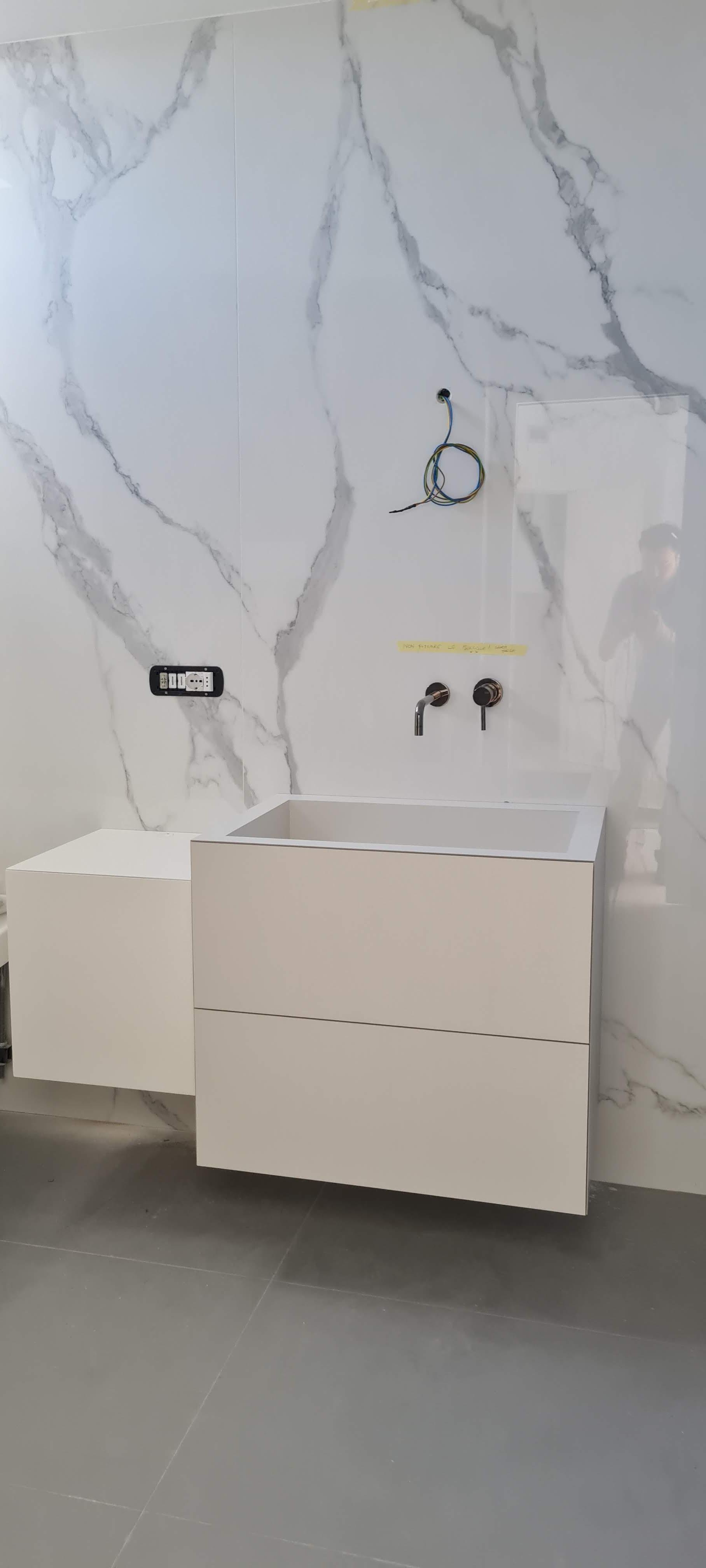 Custom Bath furniture coated with ceramic - Private sea house