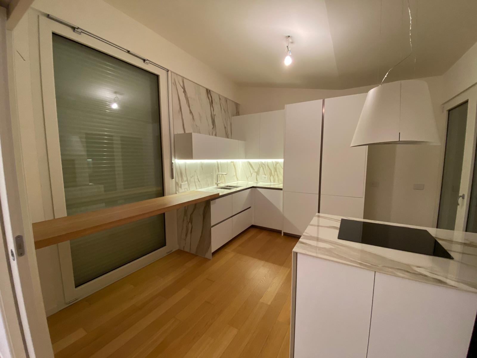 Custom Kitchen - Sea House