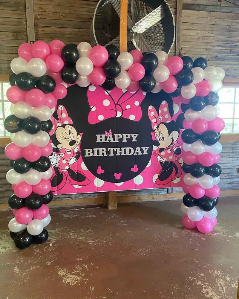 Balloon Arches, Garlands, Balloon Walls and More