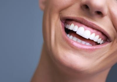 What Really Happens During a "Smile Makeover?"