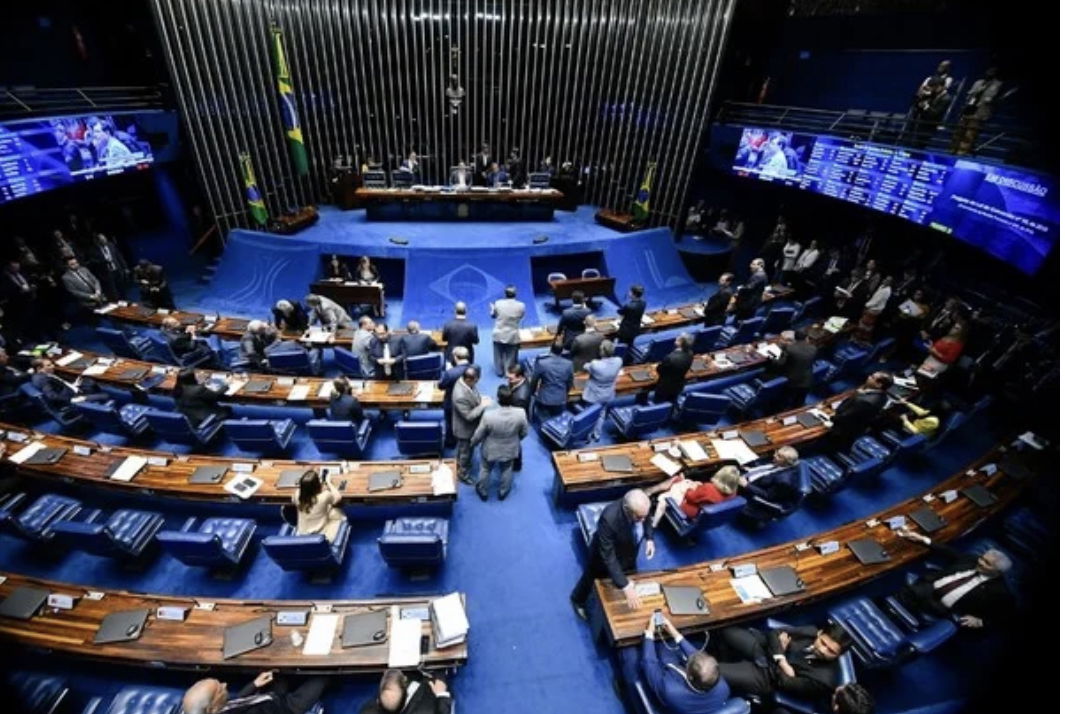 Você com seu nome lascado não pode mais o Senado aprova novo Refis, com perdão de até 90% das dívidas de empresasTexto ainda precisa passar pela Câmara dos Deputados