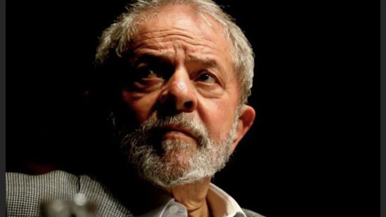 A volta da Lula com uma esquerda enfraquecida sem possibilidade efetiva de princípio de degradação