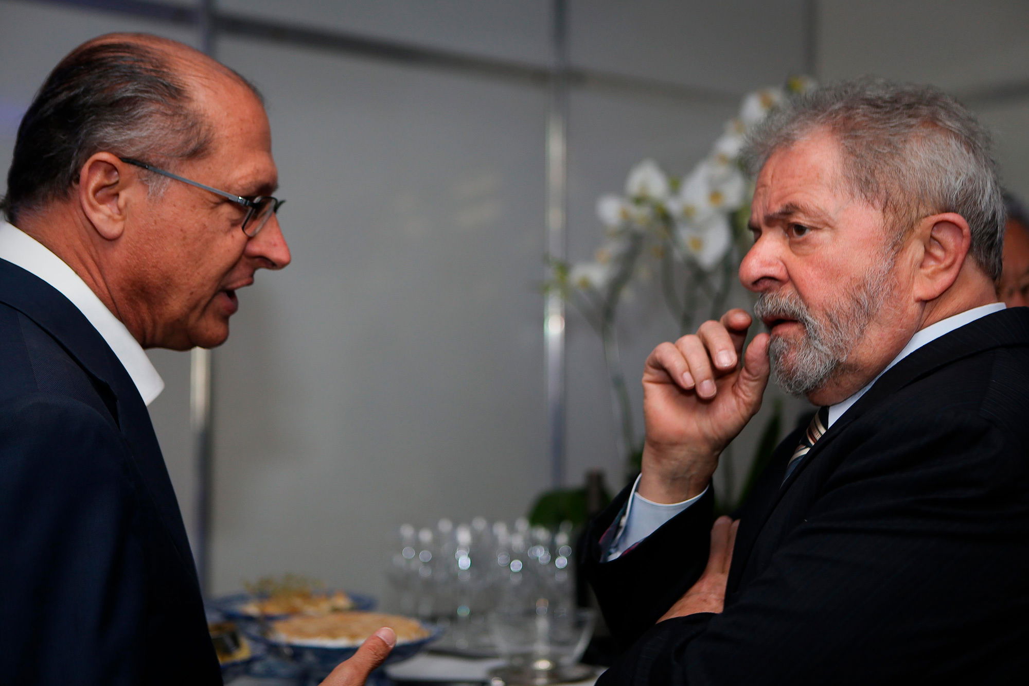 O apoio de Alckmin a Lula mostra o que realmente move a política FRACASSADA