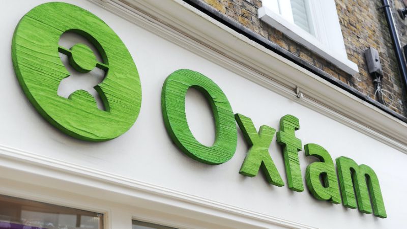 Aumento anual na riqueza dos bilionários atinge maior índice já registrado, diz Oxfam