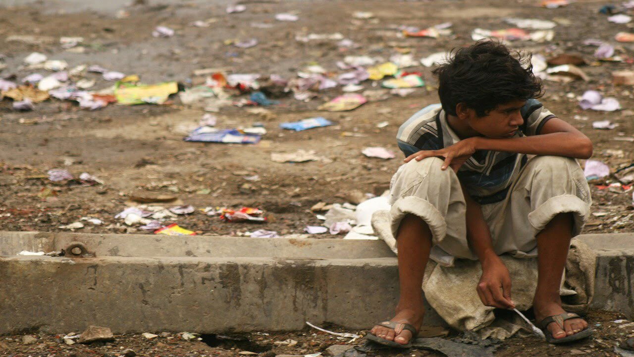 Fórum econômico confirma: falta comida para pobres; bilionários estão cada vez mais ricos