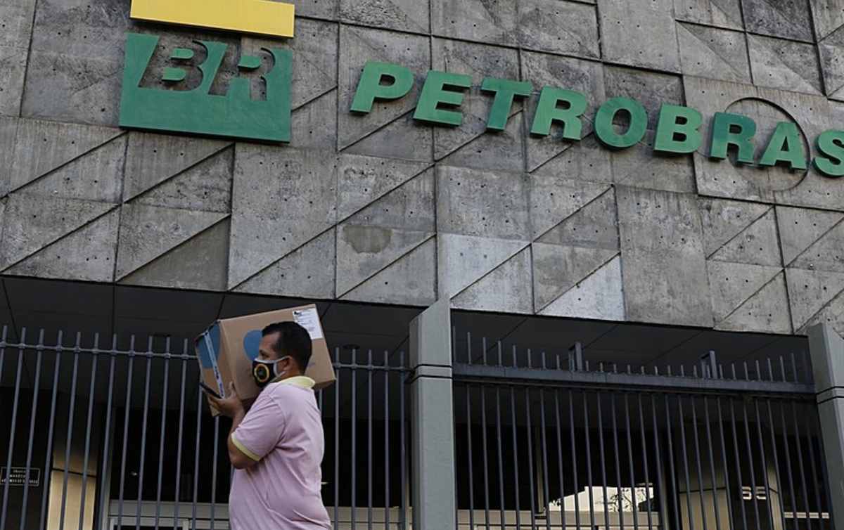 NADA MUDA! Conselho da Petrobras mantém venda de ativos