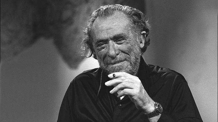 UM GRANDE GENIO CHARLES Bukowski