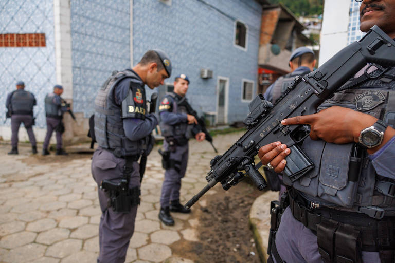 A POLICIA QUE MATA O SEU PROPRIO POVO EXTERMINIO!