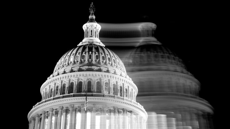 Transformando a América com uma maioria de um voto
O plano econômico de Joe Biden está paralisado no Congresso porque as alas guerreiras de seu partido ainda não estão desesperadas o suficiente para chegar a um acordo. Eles podem ser em breve.