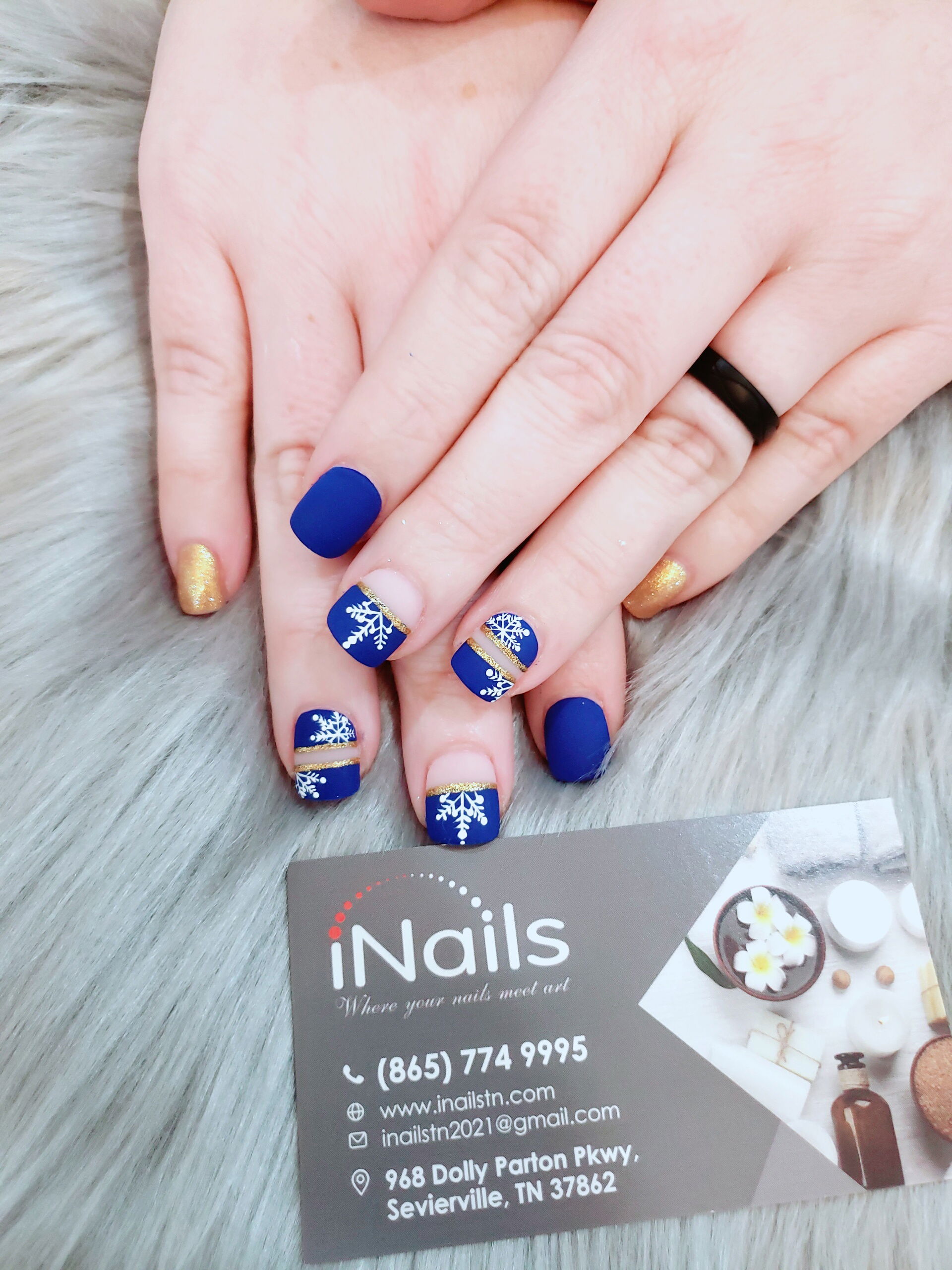 Christmas Nail art by iNails