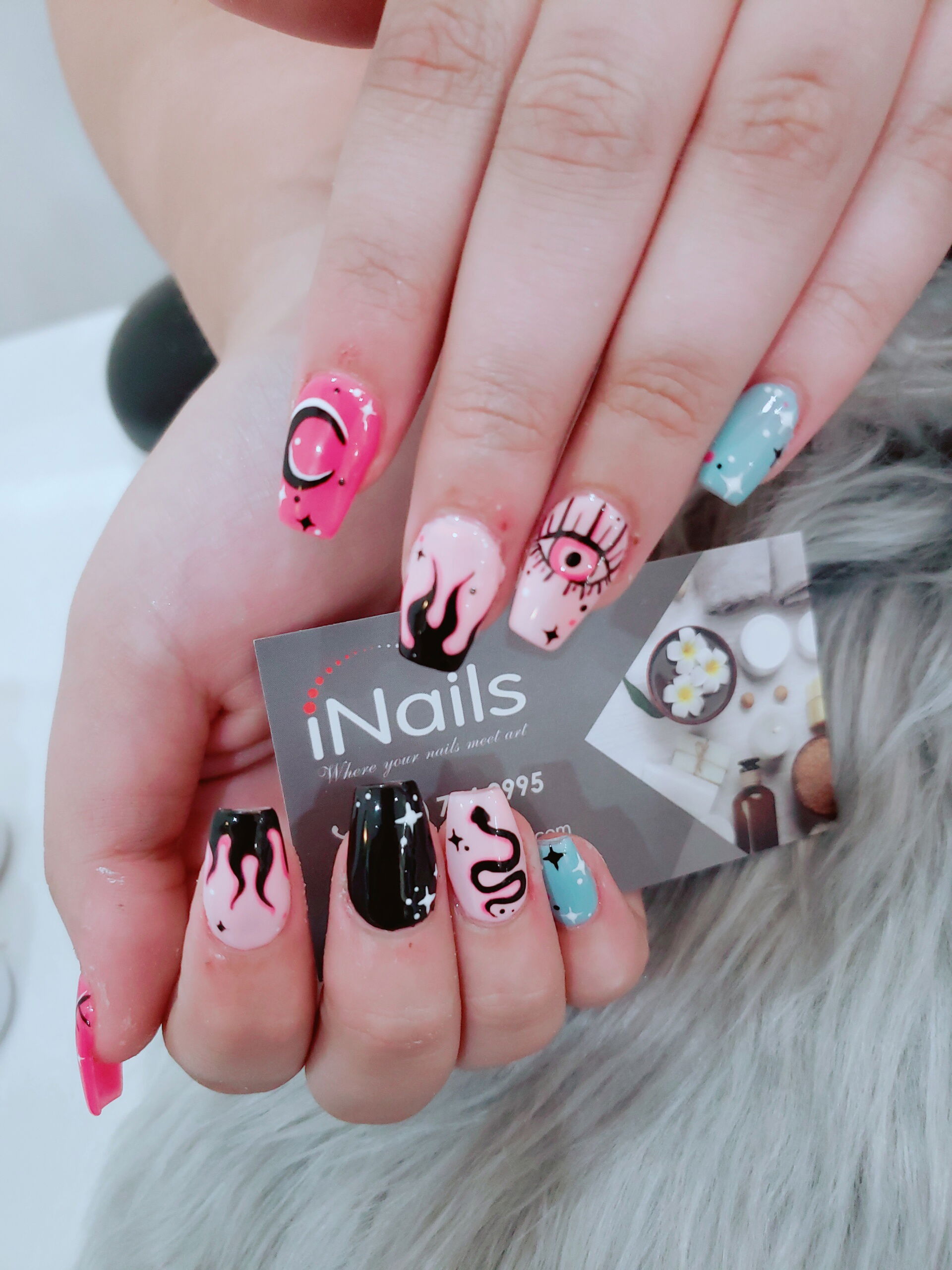 halloween nail design