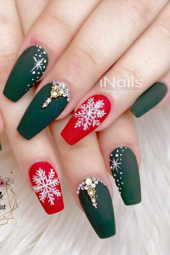 Christmas Nail art by iNails