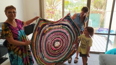 שטיח מחולצות טריקו?!...