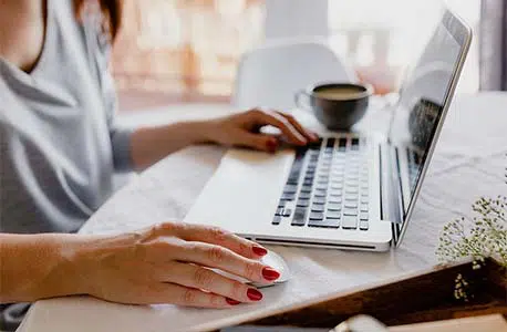 Consulta en línea - Cualquier lugar