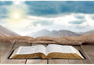 قراءات الإثنين من أسبوع الآلام