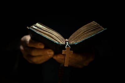 قراءات الإثنين من الأسبوع السادس بعد العنصرة