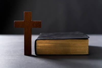 قراءات اليوم الأوّل بعد عيد الصليب