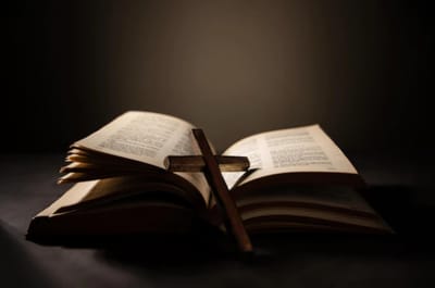 الفصل الرابع عشر  - سيرة إبراهيم - حَمْلة الملوك الأربعة - الآيتين الأولى و الثانية
