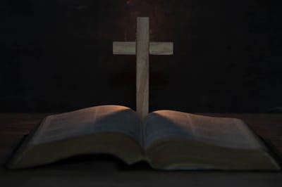 الفصل الرابع عشر - سيرة إبراهيم - حَمْلة الملوك الأربعة - الآيات الثالثة عشر حتّى السادسة عشر