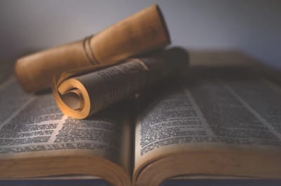 الفصل الثالث والعشرون - قبور الآباء - الآيات السابعة عشر حتّى العشرين