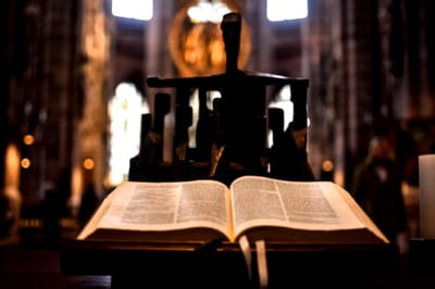 الفصل السابع والثلاثون - يعقوب يُرسل يوسف إلى إخوته - الآيات الثامنة عشر حتّى العشرون