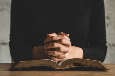 الفصل الخمسون - موت يوسف - الآيات الثانية والعشرون حتّى السادسة والعشرون