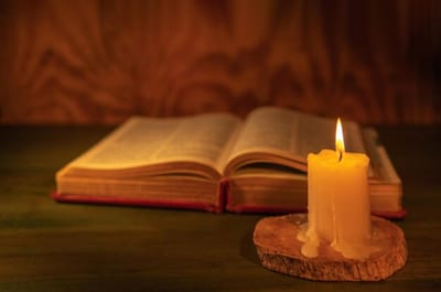 الفصل الرابع - سِفِر الخروج - لِقاء هارون - الآيات السابعة والعشرون حتّى الحادية والثلاثون