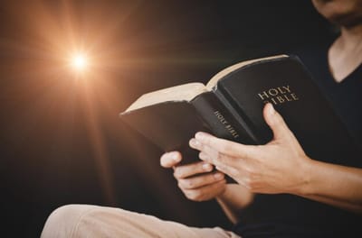 الفصل الخامس - سِفِر الخروج - تثقيل العمل على بني إسرائيل - الآيات السادسة حتّى الحادية عشر