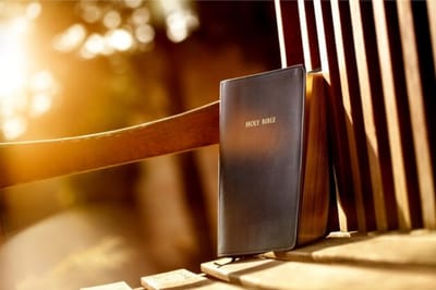 الفصل الرابع عشر - سِفِر الخروج - مِن أيتام إلى البحر الأحمر - الآيات الأولى حتّى الرابعة