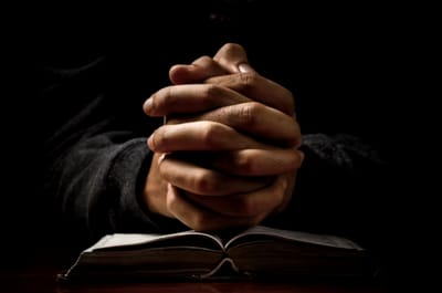 الفصل السادس عشر - سِفِر الخروج - كلام الله لموسى - الآيات الرابعة حتّى الثانية عشر