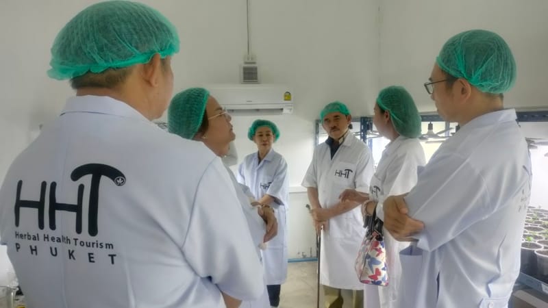 เยี่ยมชมฟาร์มจากเจ้าของธุรกิจโรงแรมในภูเก็ต