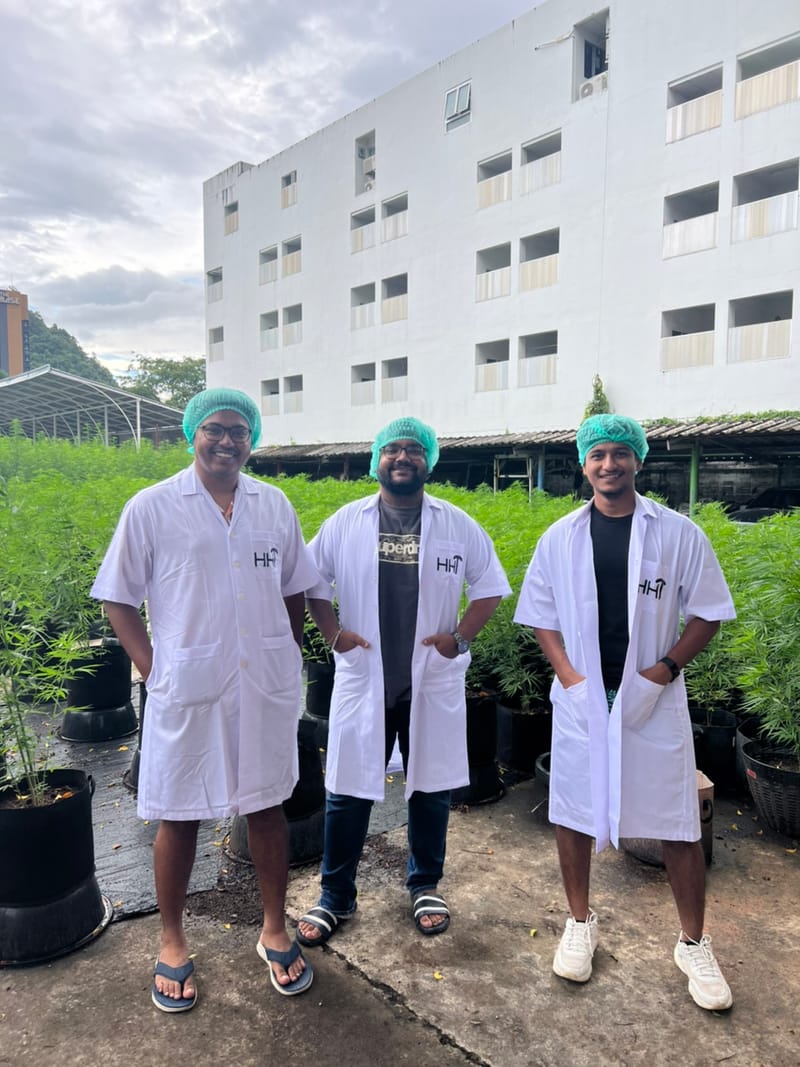 เยี่ยมชมฟาร์ม จากนักท่องเที่ยวชาวอินเดีย