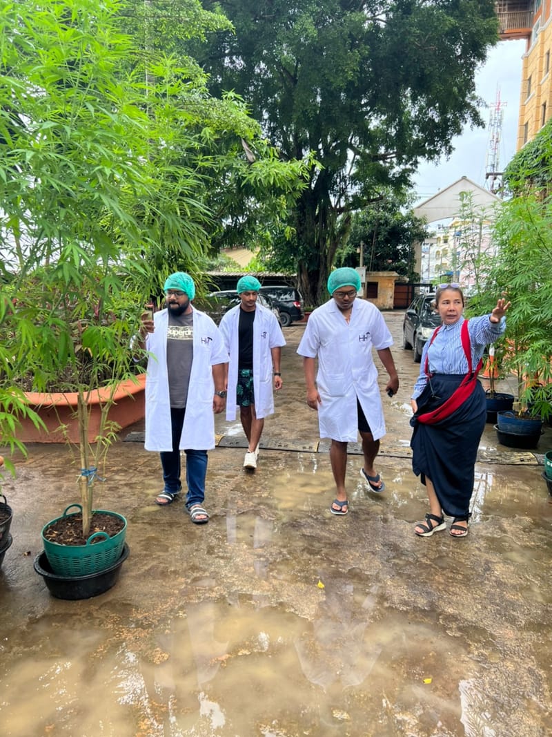 เยี่ยมชมฟาร์ม จากนักท่องเที่ยวชาวอินเดีย