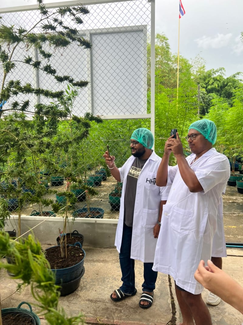 เยี่ยมชมฟาร์ม จากนักท่องเที่ยวชาวอินเดีย